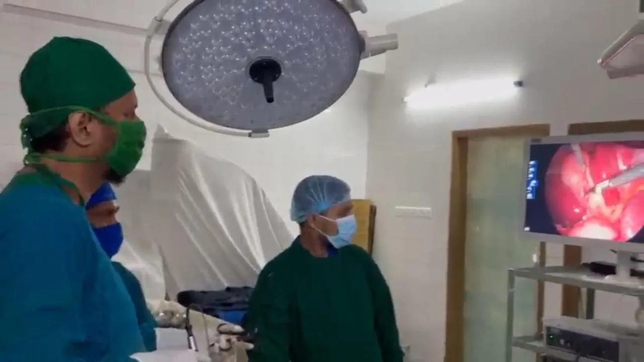 Laparoscopic Surgery: Live View